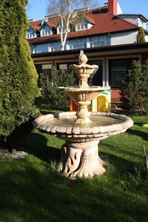 Dom Wczasowy Ventus Łeba Exterior foto